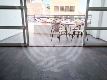 CUARTO PISO: DE ESTRENO Y LINDOS ACABADOS. SE VENDE DEPARTAMENTO EN LOS OLIVOS CON TERRAZA