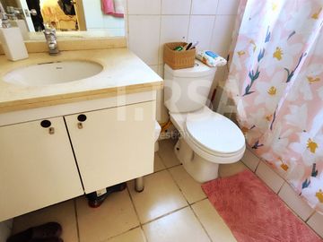 Hermosa casa con gran terreno en Altos del Parque, Peñalolén