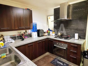 Hermosa casa con gran terreno en Altos del Parque, Peñalolén
