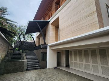 Rumah Mewah Modern Area Pondok Indah Jakarta Selatan