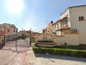 ¡Remate Bancario! Excelente Oportunidad, Bonita casa en condominio.