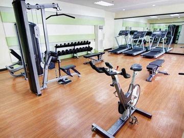 Condo Condominium in Manila city area Ready for occupancy 2Bedroom 2BR PENINSULA GARDEN MIDTOWN HOMES near robinson near quirino ext avenue near malat