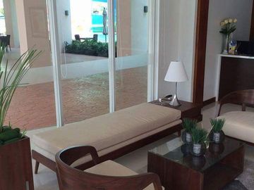 Condo Condominium in Manila city area Ready for occupancy 2Bedroom 2BR PENINSULA GARDEN MIDTOWN HOMES near robinson near quirino ext avenue near malat