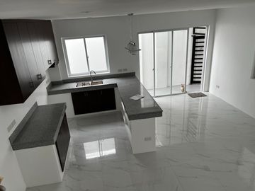 169sqm House and lot For sale 4 Bedrooms in Greenwoods Pasig City (Ready For Occupancy) PH2825