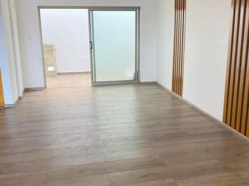 Villa en venta por estrenar en condominio privado, sector Misicata