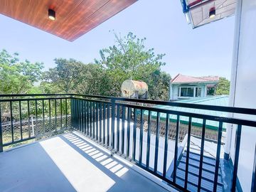 Bf-homes, Paranaque, Metro Manila Brand New House for Sale!