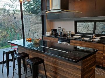 CASA EN VENTA EN LAS CAÑADAS