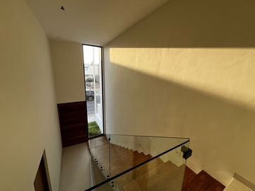 HERMOSA CASA NUEVA ESTILO MINIMALISTA EN VENTA