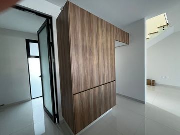 HERMOSA CASA NUEVA ESTILO MINIMALISTA EN VENTA