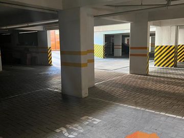 SE VENDE AMPLIO DPTO. EN RESIDENCIAL PRIVADA Y EXCLUSIVA DE YANAHUARA