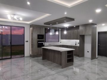 CASA DE VENTA EN TUMBACO,  La Morita 2