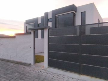 CASA DE VENTA EN TUMBACO,  La Morita 2