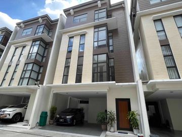 Quezon City Townhouse 4BR 3carpark inside subdiv nr LungCntr