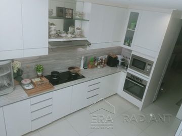 Rumah Minimalis Modern 2 Lantai Siap Huni di Kebayoran Garden