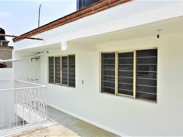 BONITA Y AMPLIA CASA EN LA ZONA COL XALPA
