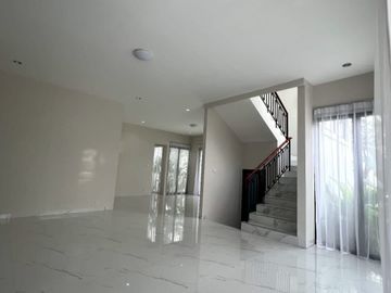 Dijual Rumah baru BSD Cluster Foresta Foglio Posisi Huk