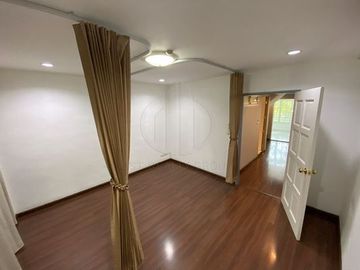 Sale or for Rent Commercial Building  Ekamai