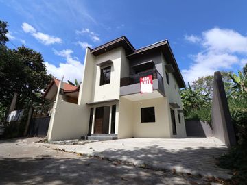 2 Storey House and Lot for sale in kings Ville Royal Antipolo PH2445