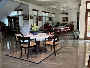 Rumah Mewah Siap Huni di Cinere, ada Kolam Renang