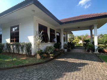 Rumah Mewah Siap Huni di Cinere, ada Kolam Renang