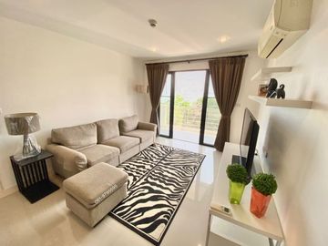 Condo for sale in Sriracha Bang Phra sea view, beautiful room, complete with electrical appliances.