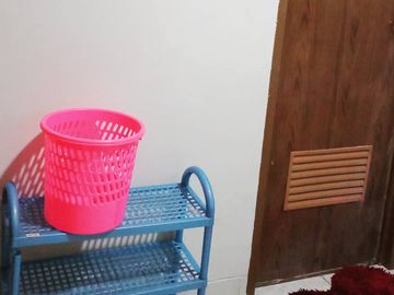Kost Dekat BINUS Universitas Bina Nusantara, Universitas Esa Unggul