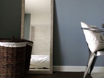 Red Oak Two Serendra STUDIO for rent in Taguig Metro Manila