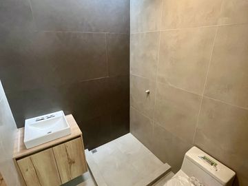 MODERNA VIVIENDA A ESTRENAR DE VENTA, Sector Miraflores, C1314
