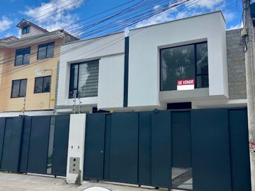 MODERNA VIVIENDA A ESTRENAR DE VENTA, Sector Miraflores, C1314