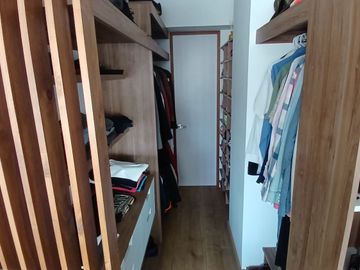Moderno Departamento de Finos Acabados