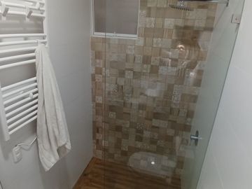 Moderno Departamento de Finos Acabados