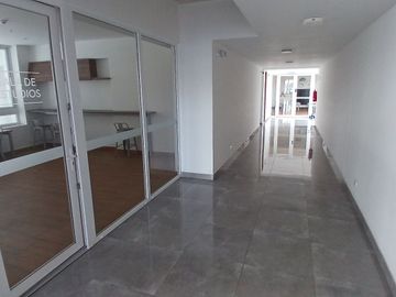 Moderno Departamento de Finos Acabados