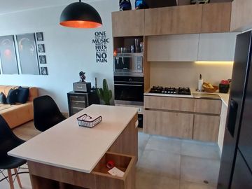 Moderno Departamento de Finos Acabados
