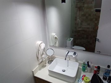 Moderno Departamento de Finos Acabados