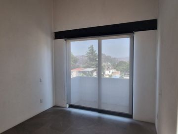 CASA EN VENTA CON MAGNIFICA UBICACIÓN.