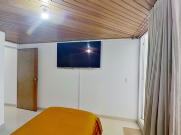 VENTA APARTAMENTO en VICTORIA NORTE, cerca a CC Mazuren, CC Parque la Colina, Cll 153, Cll 138 y Autopista Norte, excelente ubicacion y precio!