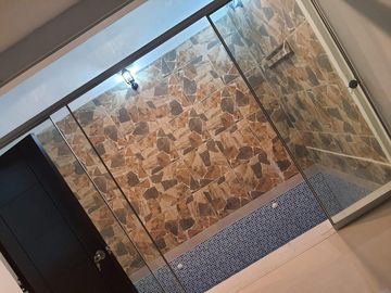 DEPARTAMENTO CON COCHERA Y PISCINA EN VENTA - URB. MIRAFLORES COUNTRY CLUB - PIURA