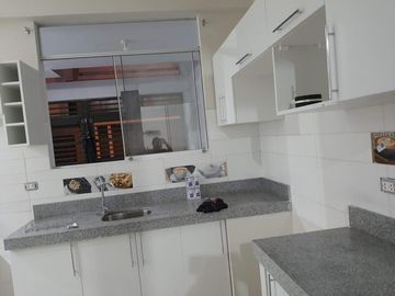 DEPARTAMENTO CON COCHERA Y PISCINA EN VENTA - URB. MIRAFLORES COUNTRY CLUB - PIURA