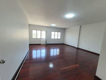 Townhouse 2 Unit Closed For Sale Onnut Sukhumvit54