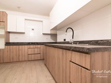 En venta departamento central cerca del parque central de Loja