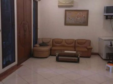 Rumah Pinggir Jalan Raya, 150 Meter Ke Kampus Binus