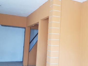 Venta de casa esquinera en Mirtos 902 e Higueras en Urdesa Guayaquil, importante corredor comercial.
