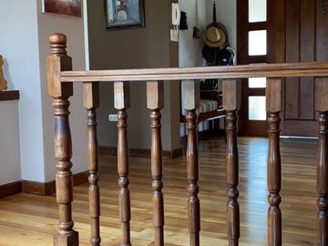Villa en venta con 428m2T Calle Los Álamos y Av. Ordóñez Lasso