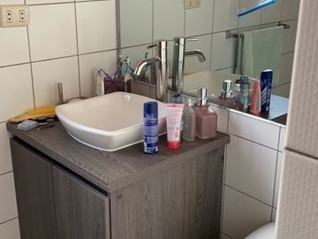 Villa en venta con 428m2T Calle Los Álamos y Av. Ordóñez Lasso