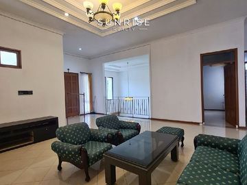 Dijual Rumah di Jl Kencana Indah Pondok Indah, Jakarta Selatan