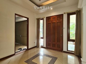 Dijual Rumah di Jl Kencana Indah Pondok Indah, Jakarta Selatan