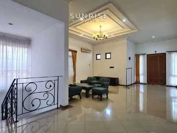 Dijual Rumah di Jl Kencana Indah Pondok Indah, Jakarta Selatan