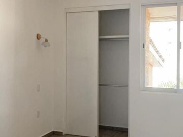 VENDO DEPARTAMENTO EN PUERTO VALLARTA, COL. VERSALLES, MINIMALISTA