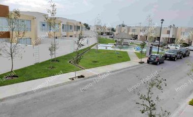 CASA EN VENTA EN DREAM LAGOONS, APODACA NUEVO LEON.