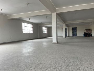 ALQUILER DE LOCAL 160 M2 EN TOMAS VALLE, SAN MARTIN DE PORRES.